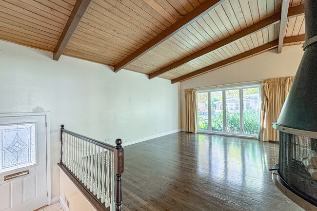 Building Photo - 9107 Samoset Trail