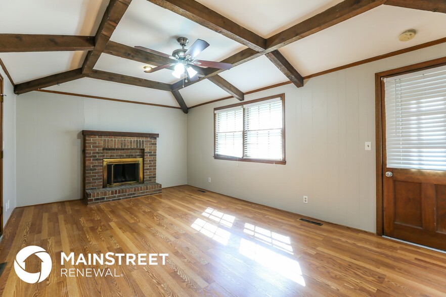 Building Photo - 523 E Prairie Terrace