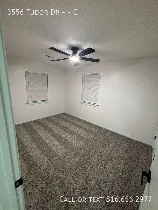 Building Photo - 3556 Tudor Dr