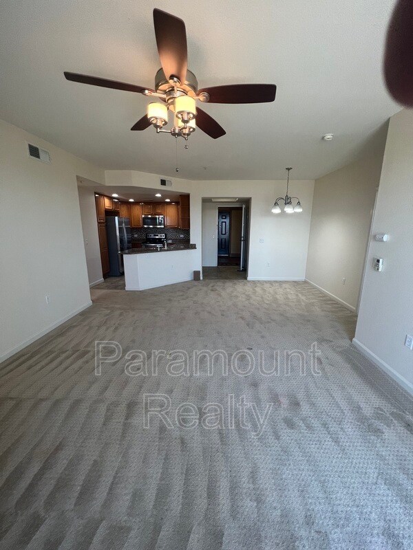 Building Photo - 700 S Abel St