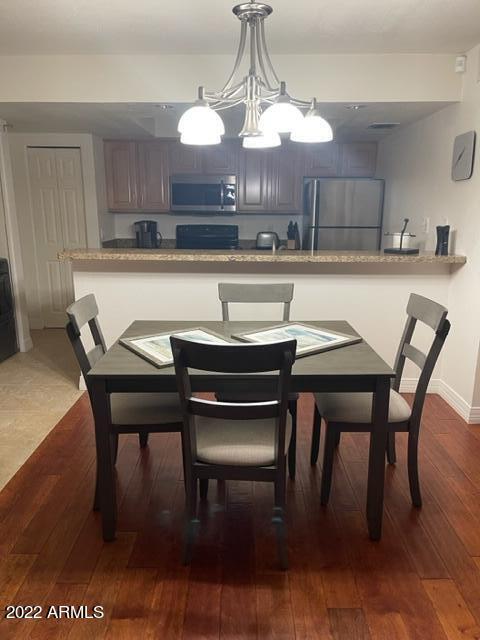 Building Photo - 1920 W Lindner Ave