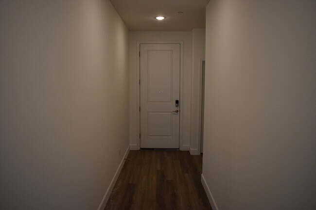 Building Photo - 8168 Oxbow Lndg Lp