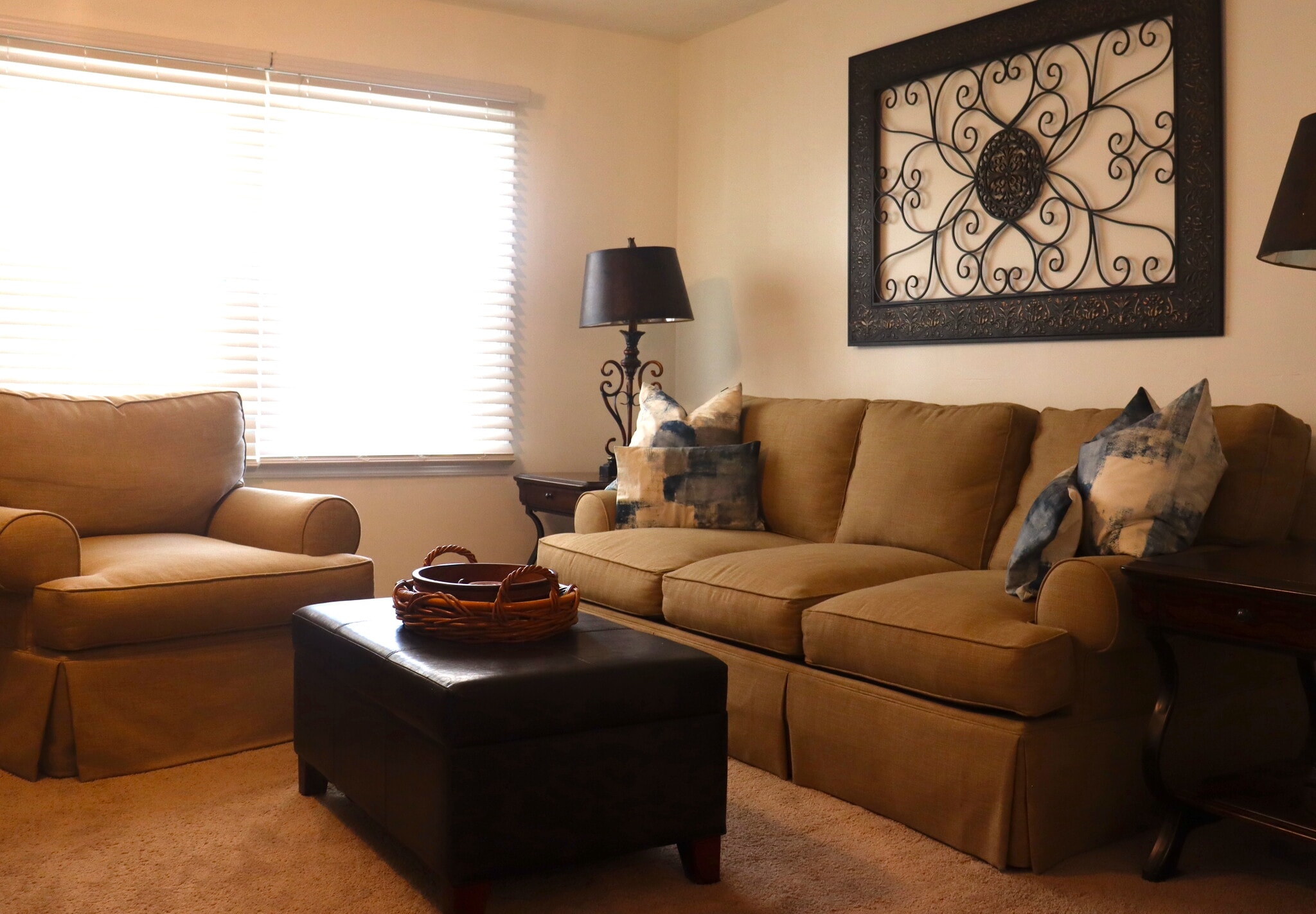 Living room - 390 Dr Martin Luther King Pky