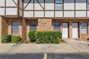 Building Photo - 1251 Dallas Dr