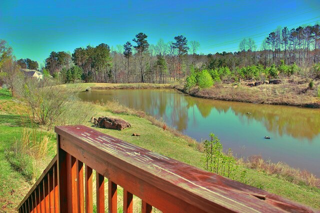 Building Photo - Beautiful 3 bedroom house in Auburn Villag...