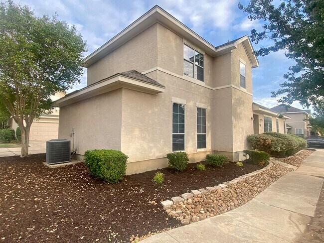 Building Photo - Amazing home with Garage and Backyard 3/2 ...