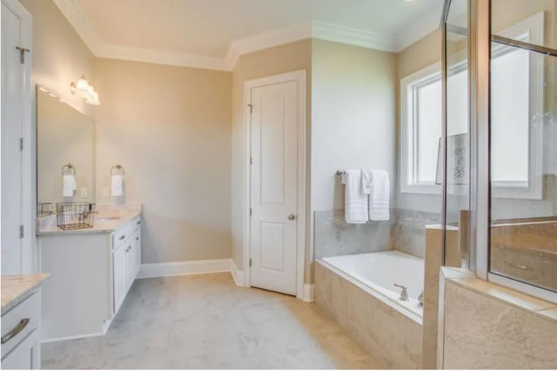 Building Photo - 147 Hobbs Dr