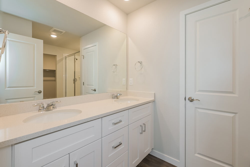 Building Photo - 1431 Orchard St