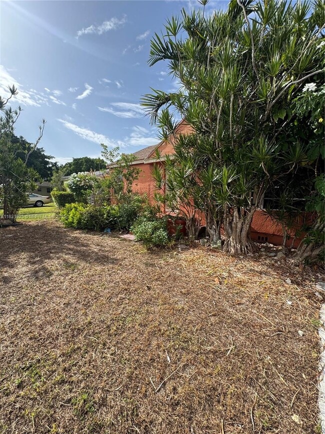 Primary Photo - 6410 SW 39th St