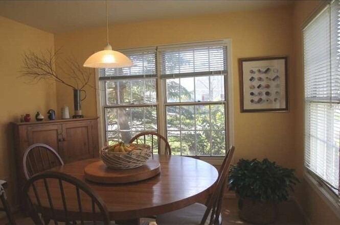 Building Photo - 31 Westwinds Dr