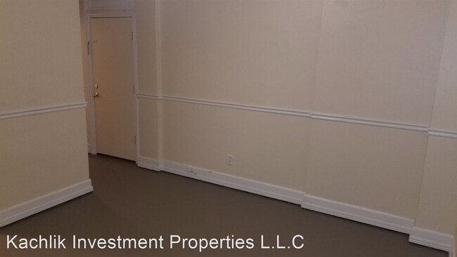 Building Photo - 1225 SW Alder St