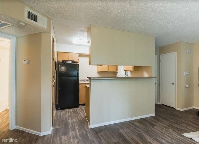 Building Photo - Rio Springs Apartments