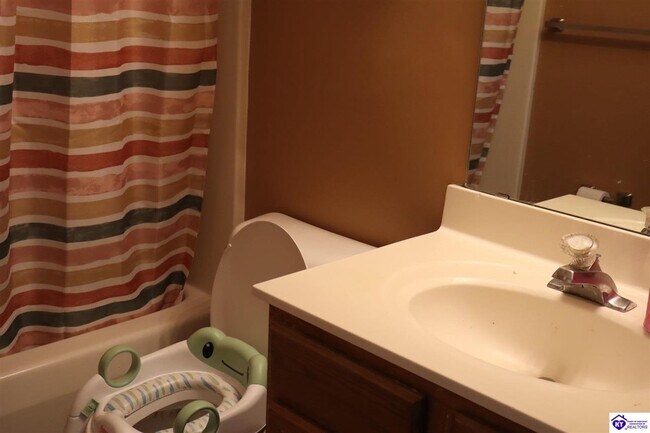 Building Photo - 101 Joy Ct