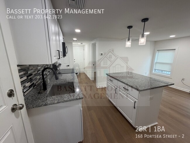 Building Photo - 168 Portsea St