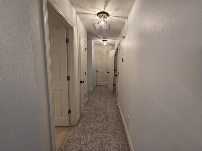 Building Photo - 4578 E Pearson Meadow Dr