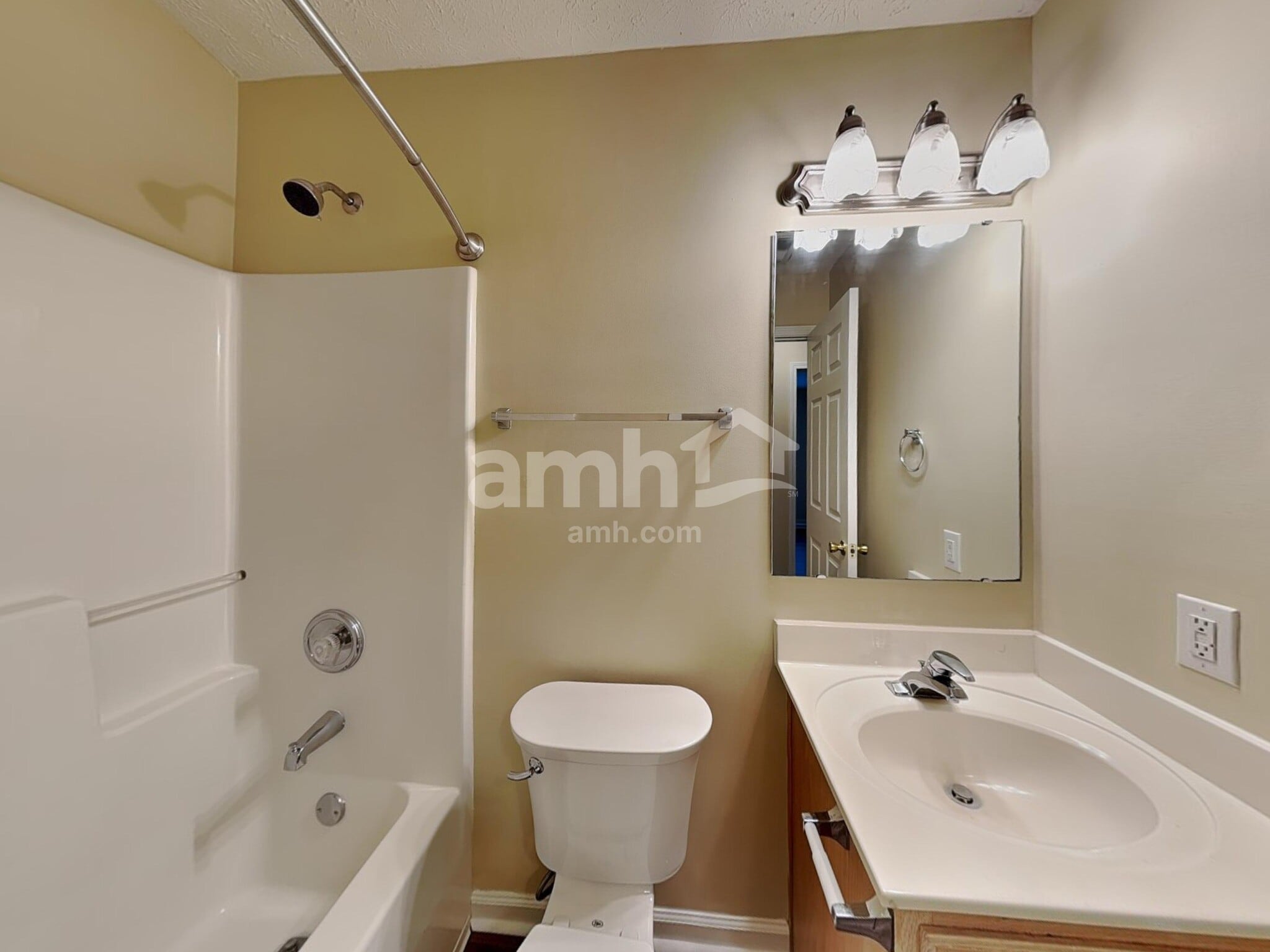Building Photo - 1493 Brigade Cir