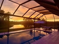 Building Photo - 1729 Drummond Pt