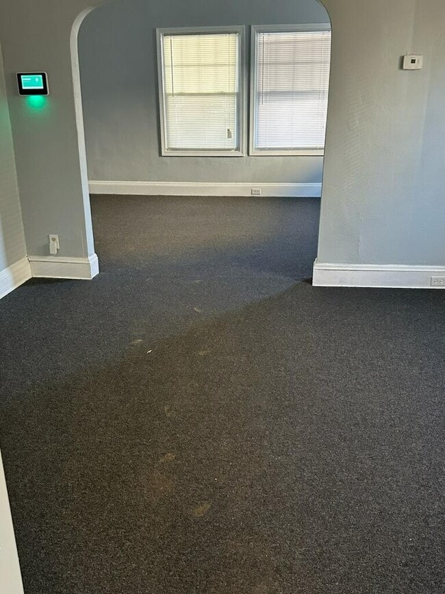 Building Photo - 8104 Force Ave