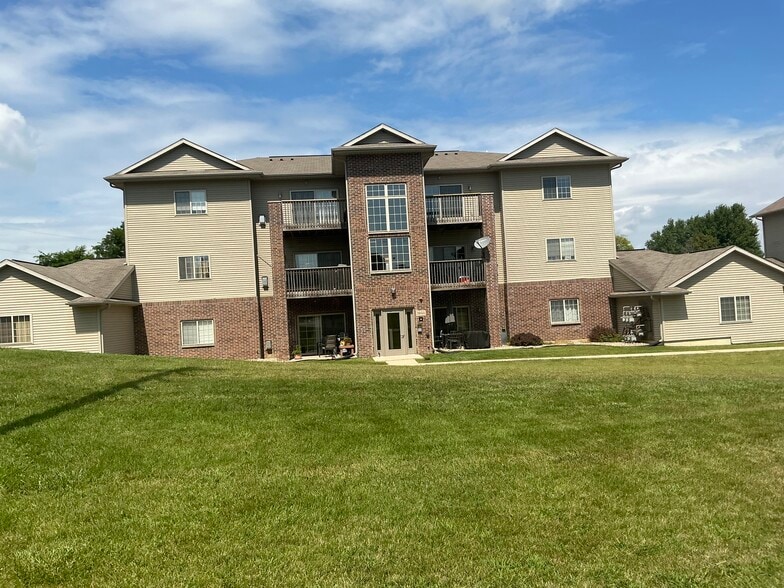 Front view - 3844 W 4th St