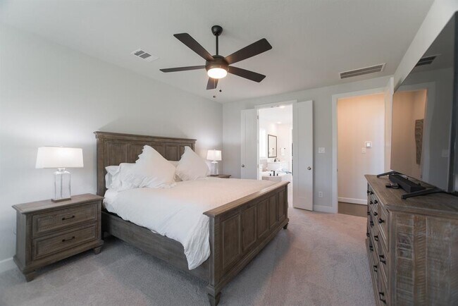 Building Photo - 71 Perennial Cyn Dr