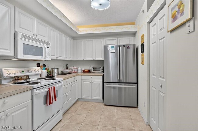 Building Photo - 23800 Costa Del Sol Rd