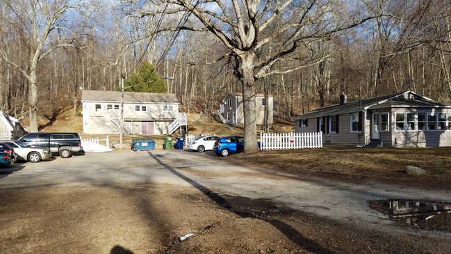 Building Photo - 506 Stafford Rd