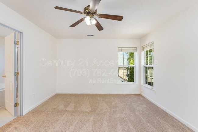 Building Photo - 9780 Lorraine Carol Way