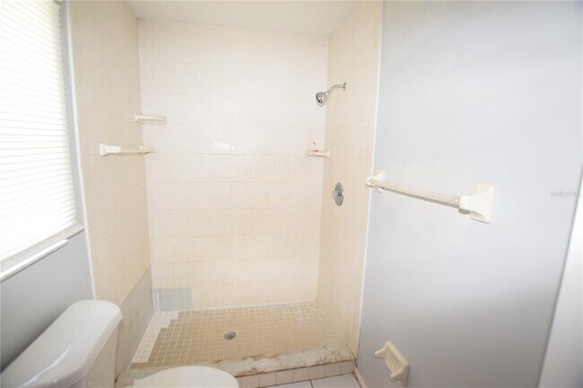 Building Photo - 1023 Cranberry Dr