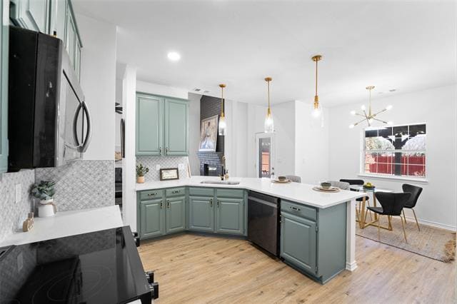 Building Photo - 7022 Cottonwood Cir