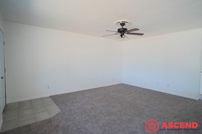 Building Photo - Charming Home in Arvin!