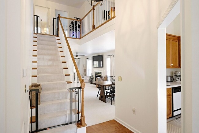 Building Photo - End-Unit Forest Lakes North Townhome