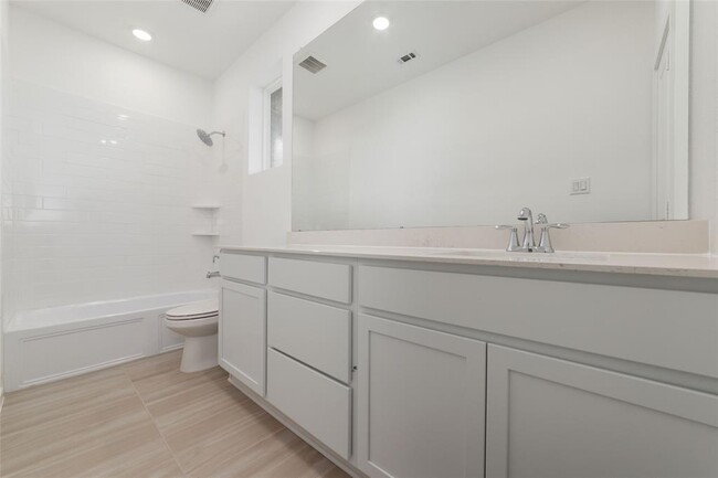 Building Photo - 6422 Orchid Bch Dr