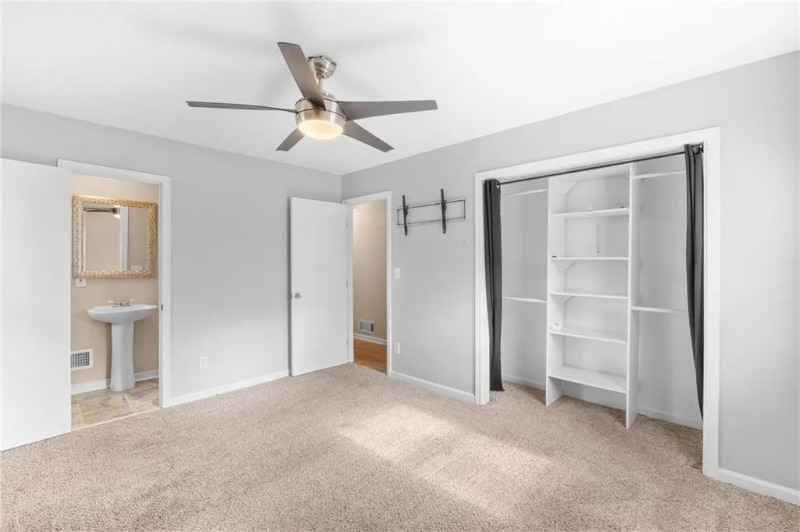 Building Photo - 3964 Wedgewood Ln