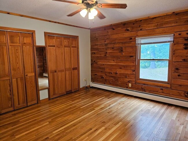 Building Photo - 698 Leetes Island Rd