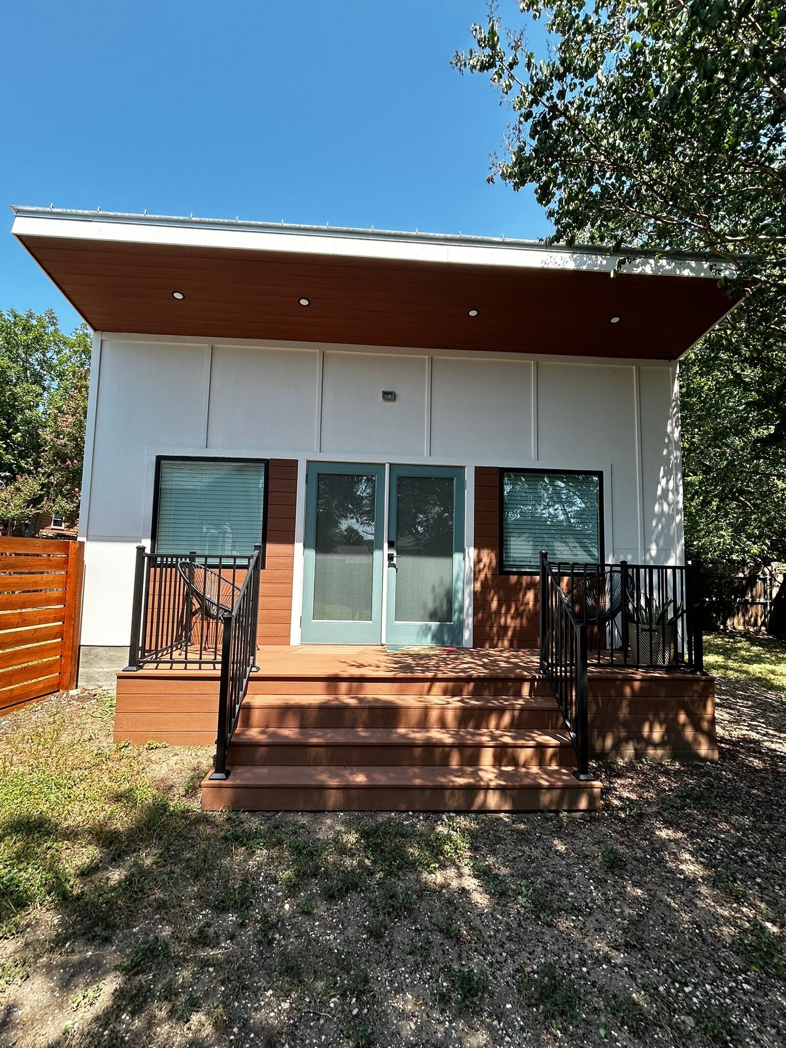 Building Photo - 3104 Leaf Cir