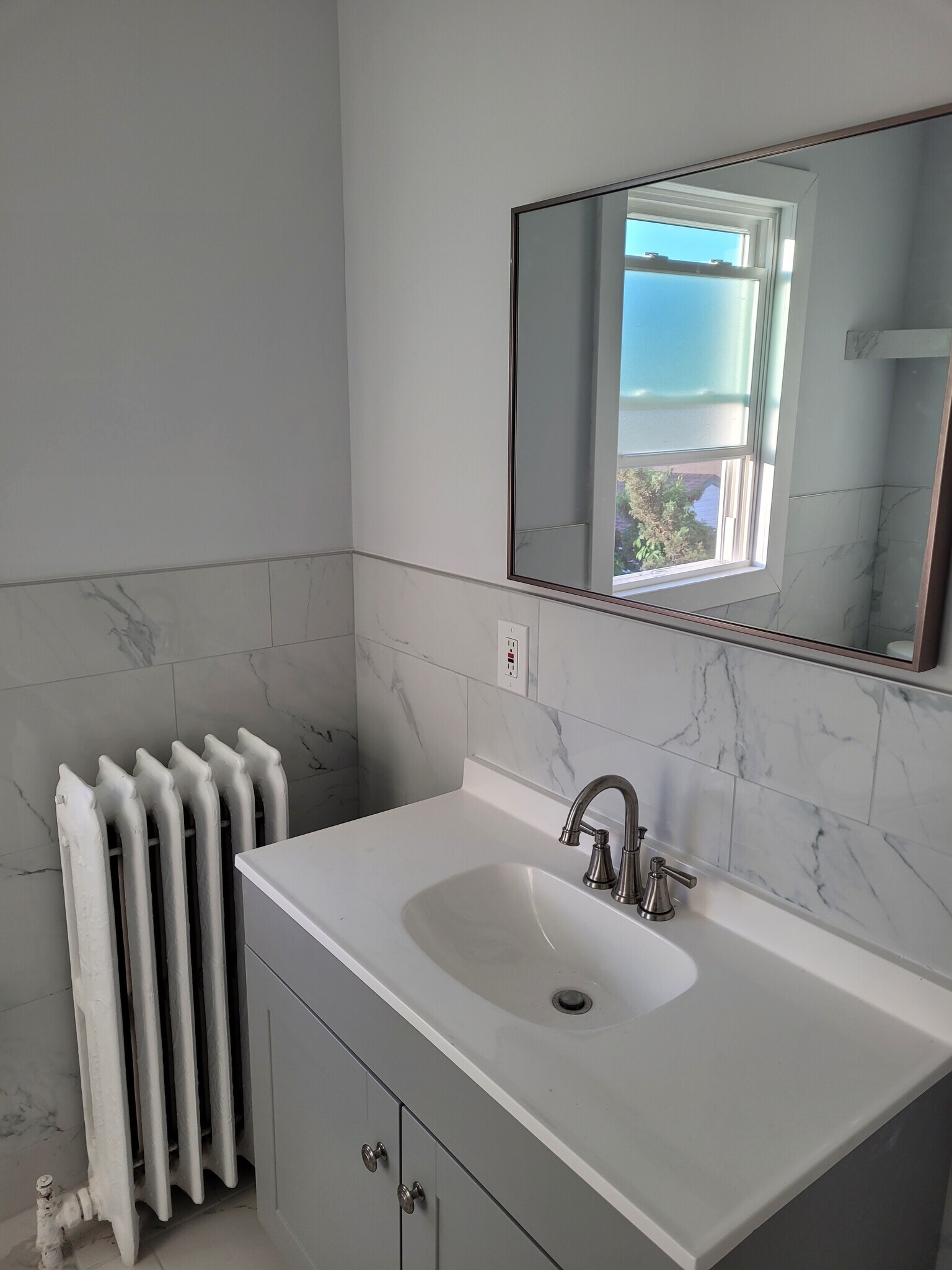 Bathroom 4 - 128 Woods Ave