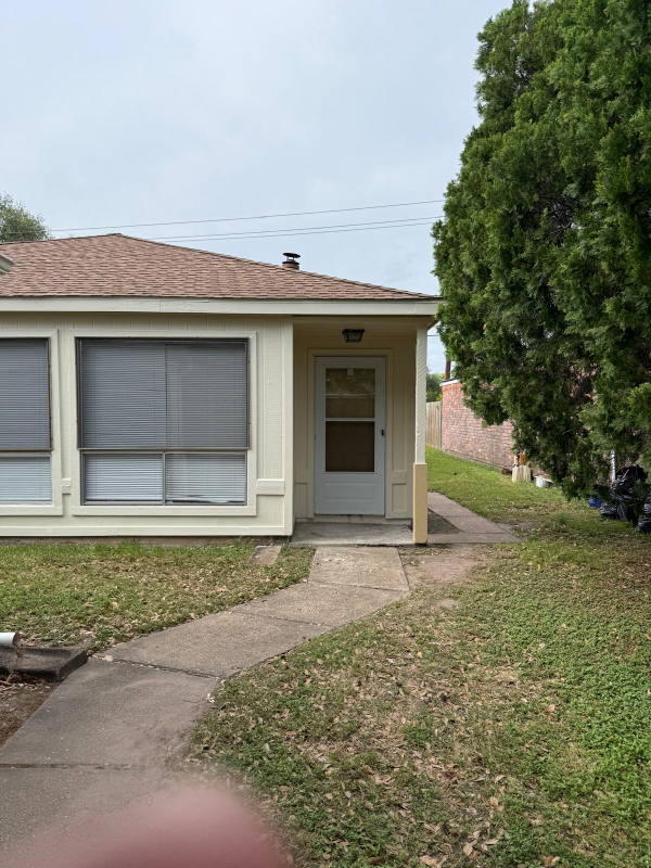 Building Photo - 13126 Lima Dr