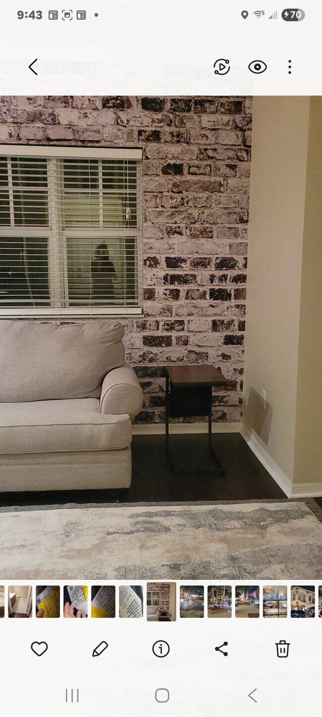 Building Photo - 1064 N Tamiami Trl