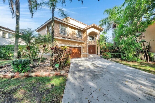 Building Photo - 5911 NW 59th Ave
