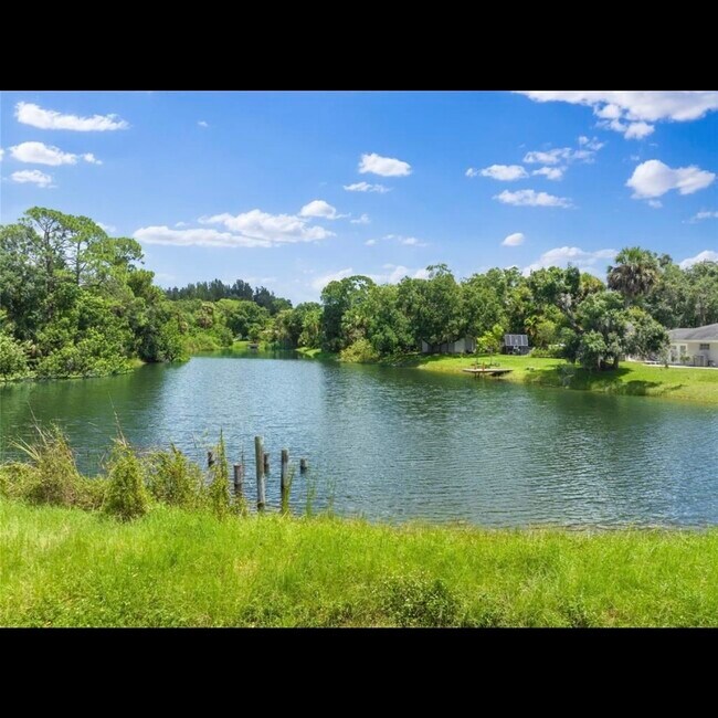 Building Photo - 960 48th Ave