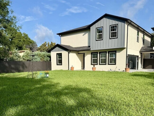 Building Photo - 1450 Irma Rd