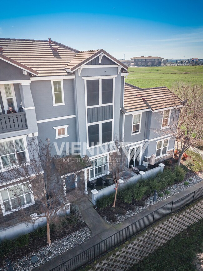 Building Photo - 6216 Lonetree Blvd