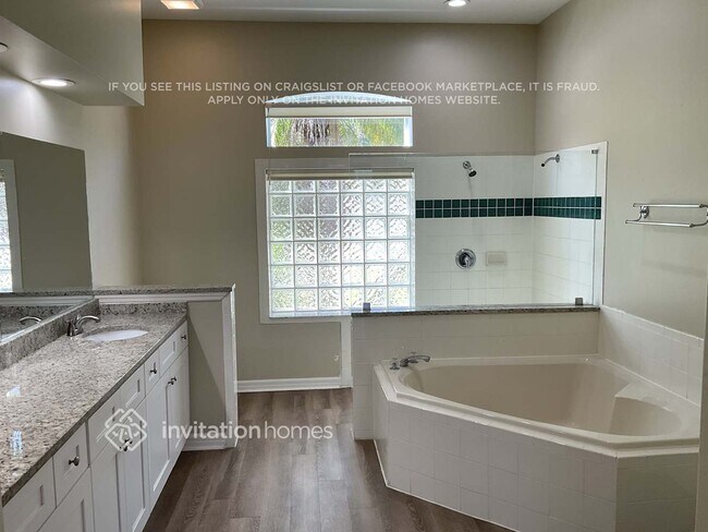 Building Photo - 874 Shoshone Ln