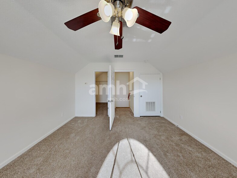 Building Photo - 4086 Ringneck Dr