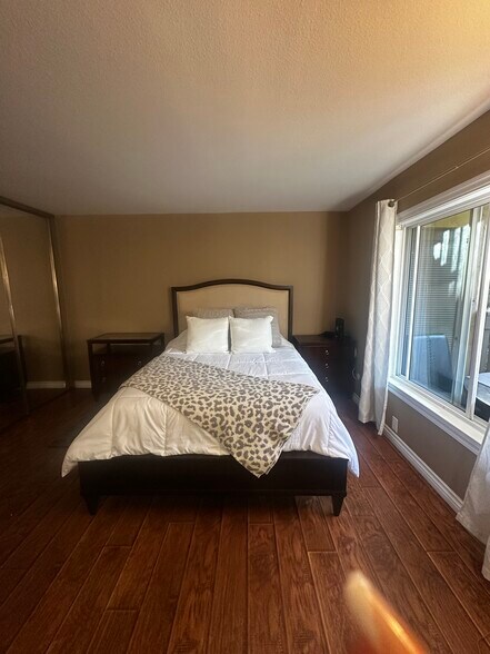 Building Photo - 23300 Marigold Ave