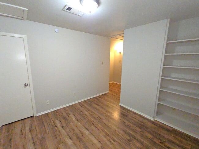 Building Photo - 5607 Grace Point Ln