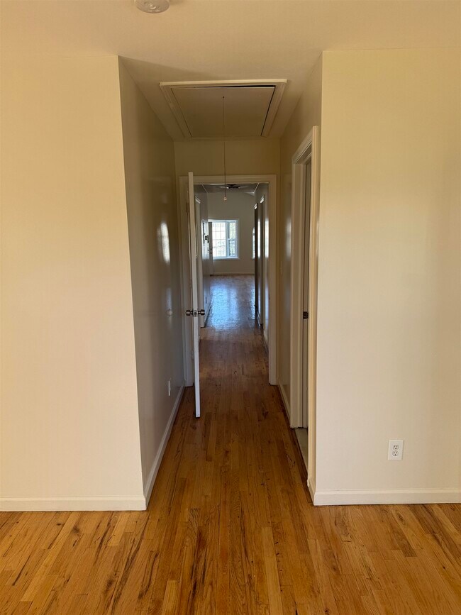 Building Photo - 99 Bidwell Ave