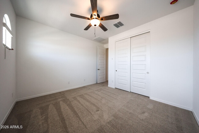 Building Photo - 7695 W Smoketree Dr