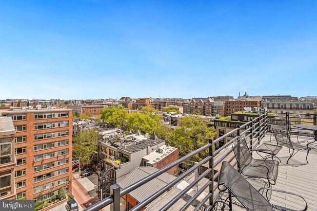 Building Photo - 1545 18th St NW