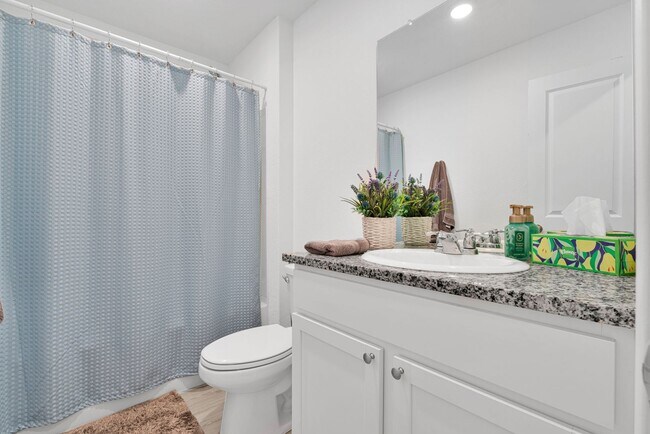 Building Photo - Cozy 3 Bedroom Home on San Antonio's Far West Side!